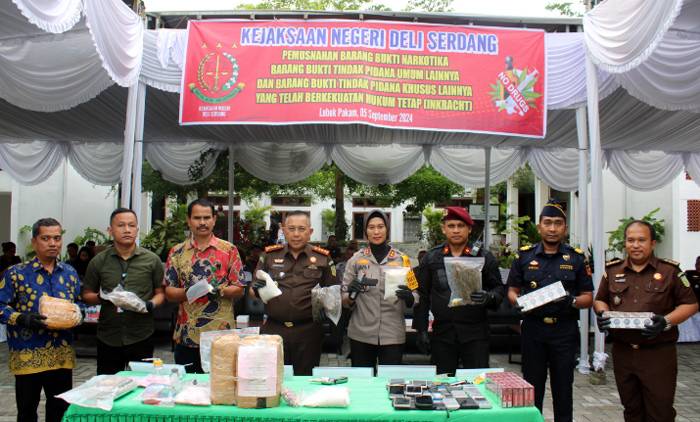 Kejari Deli Serdang Musnahkan Barang Bukti 642 Perkara Yang Sudah Berkekuatan Hukum Tetap
