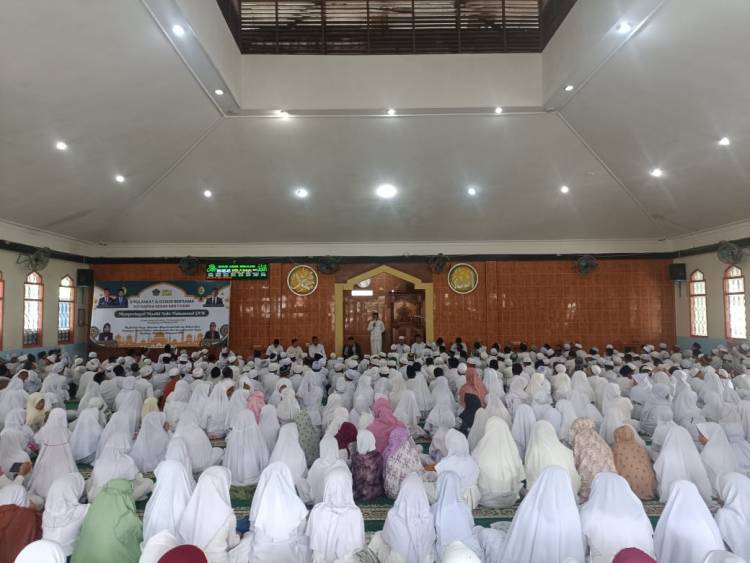 Sekolah MIN 1 Sidikalang Gelar Sholawatan Dan Dzikir Bersama