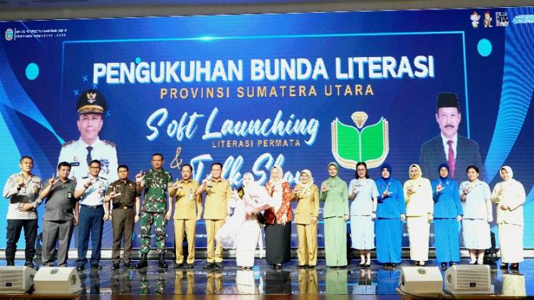 TP PKK Langkat Ny. Uke Retno Faisal Hasrimy Siap Tingkatkan Literasi Anak