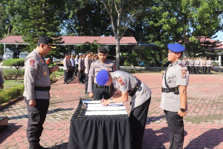 AKBP David Pimpin Sertijab Kasat dan Kasi Polres Langkat