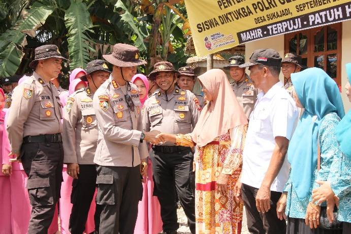 Siswa SPN Hinai Polda Sumut, Bedah Rumah Orang Tua Hidup Sebatang Kara