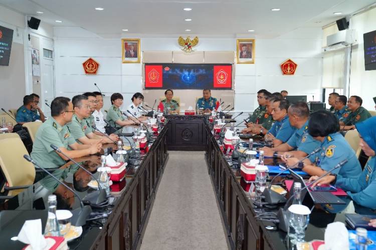 Kababinkum TNI Menerima Kunjungan Chief Of The China Legal Affairs Bureau