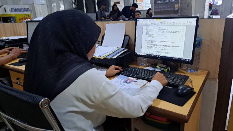 Seleksi CPNS 2024 Dibuka, Pemohon SKCK di Mapolrestabes Medan Membludak