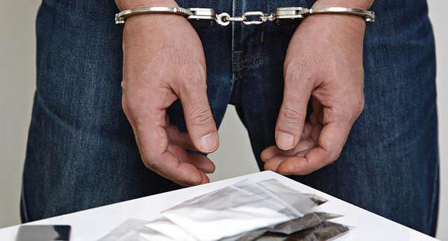 Berdalih Tambah Stamina, Pasangan Mesum Paruh Baya Ini Diciduk Polisi