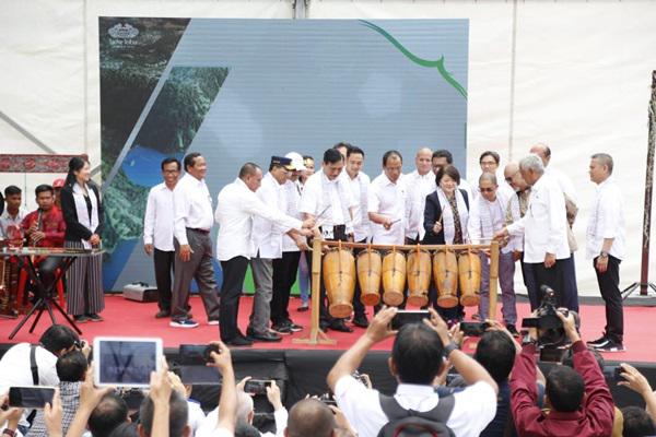 Lewat Tabuhan Gondang, Tiga Menteri Resmikan Kawasan Wisata Kelas Dunia di Danau Toba