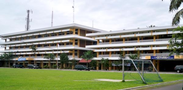 FK UMI Medan Akreditasi B dan Punya 2 Guru Besar