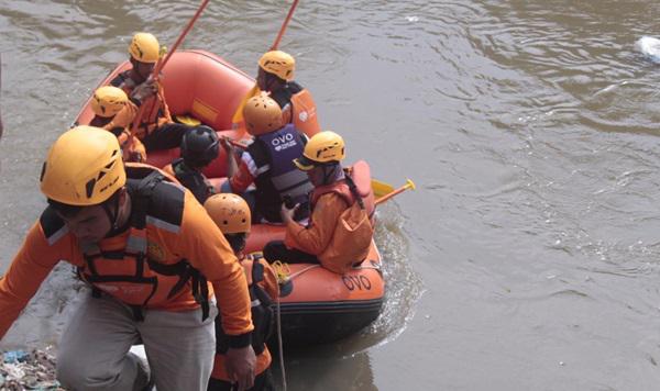 Nyemplung ke Sungai Usai Digrebek Polisi, Pengguna Narkoba Diduga Tenggelam