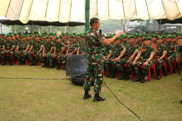  Pangdam : Cintai Profesimu Seperti mencintai Keluargamu