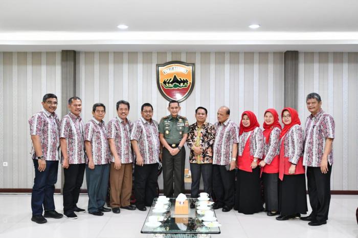 Pangdam I/BB Silaturrahim dengan Pimpinan Unimed Jalin Sinergitas