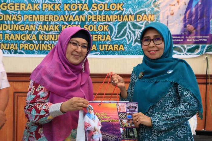 Tim Penggerak PKK Kota Binjai Menerima Kunjungan PKK Kota Solok