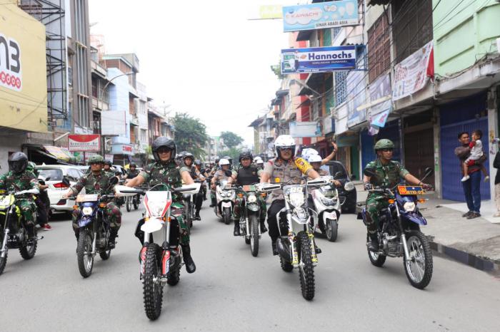 Kapoldasu dan Pangdam I/BB Patroli Skala Besar Ciptakan Kondisi Aman