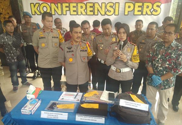 Polisi Duga Golfried Siregar Korban Laka Tunggal