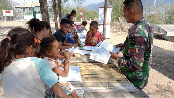 Satgas Pamtas RI-RDTL Yonif 132/BS, Dirikan Taman Baca di Perbatasan