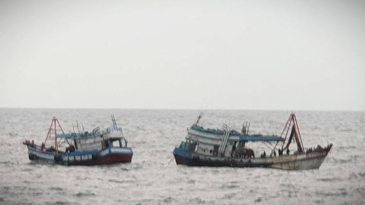 TNI AL Kembali Tangkap Dua Kapal Ikan Berbendera Vietnam di Laut Natuna Utara