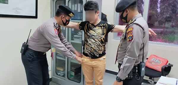 Petugas Bandara Kualanamu Amankan Rano Karno Lagi Mabuk Narkoba