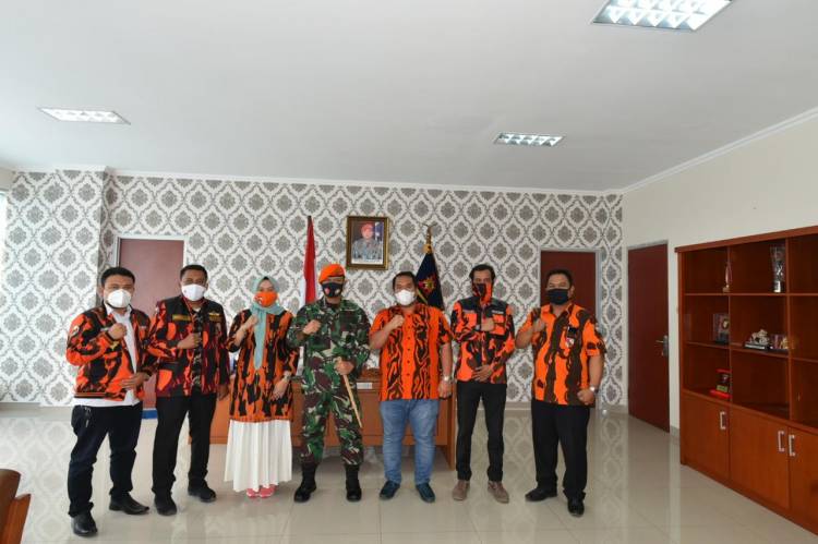Komandan Wing III Paskhas Menrima Panitia HUT Pemuda Pancasila Sumut