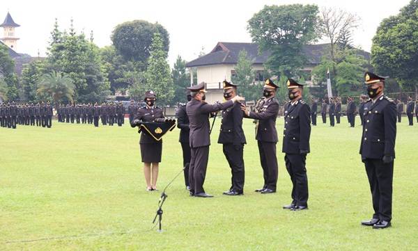 Kalemdiklat Lantik 2.923 Perwira Polri