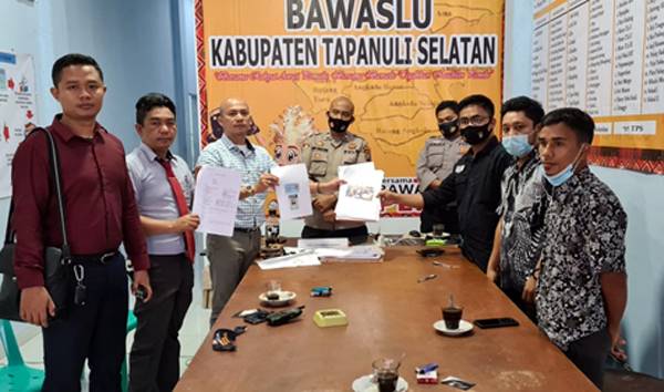 Diduga Tak Netral, Kadis dan Camat di Tapanuli Selatan Dilaporkan ke Bawaslu