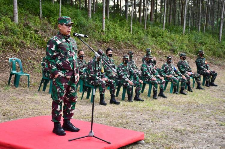 Pangdam I/BB Berikan Jam Pimpinan Latihan Pratugas Yonif 122/TS