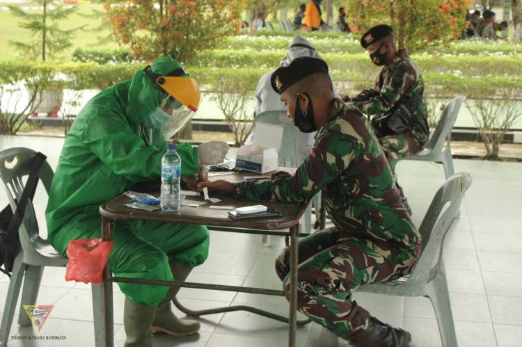 Jalani Rapid Test Corona, Seluruh Prajurit dan warga Yonkav 6/NK Dinyatakan Negatif