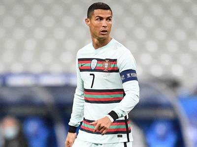 Kabar Cristiano Ronaldo Positif terpapar Covid-19 Menghebohkan dunia