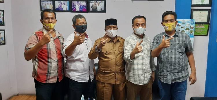 Seluruh Puak-puak dan Kelompok Piaman Siap Menangkan Bobby-Aulia.