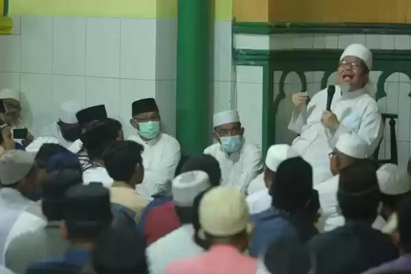Ustad Tengku Zulkarnain : Pilih Pisang yang Masak di Pohon Bukan Dikarbet