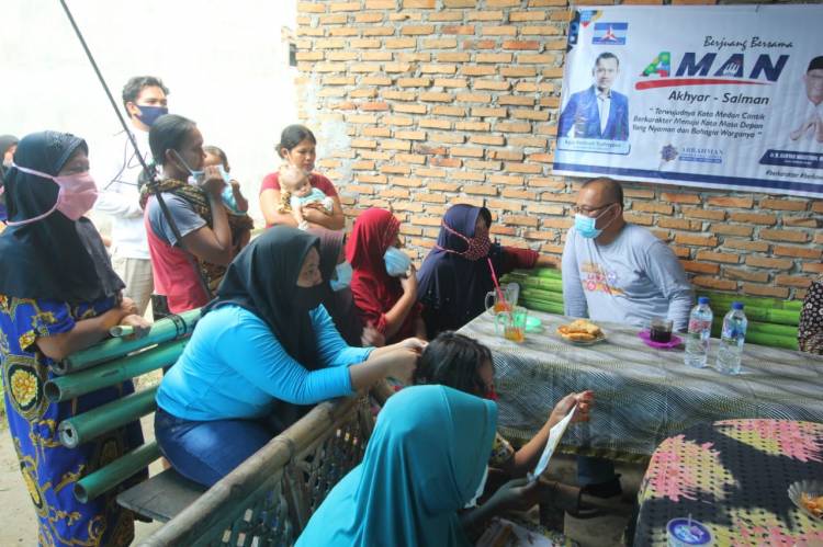 Sampaikan Becak Akan Dipercantik, Emak-emak Soraki Love U Akhyar