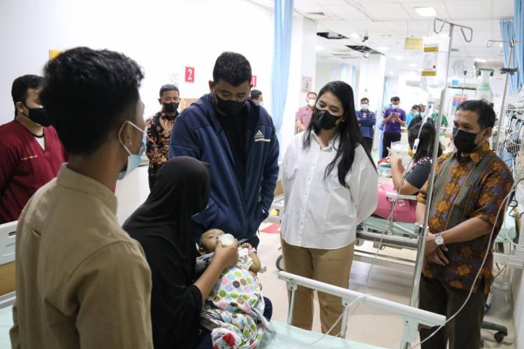 Tunjukkan Komitmen Meningkatkan Kualitas Pelayanan Kesehatan, Bobby Nasution Gercep Tangani Penderita Atresia Biller
