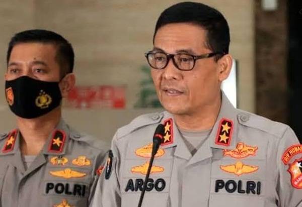 Sebelum Dilantik Sebagai Deputi di Kemendagri, Komjen Paulus Serahkan Jabatannya ke Kapolri