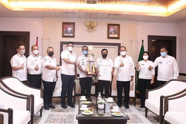 Kelurahan Besar Medan Labuhan Juara I Lomba Kelurahan/Desa se-Sumut