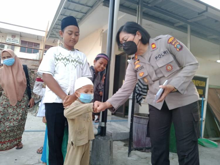 Polsek Medan Baru Santuni Anak Yatim dari Lingkungan 2 Kelurahan Babura