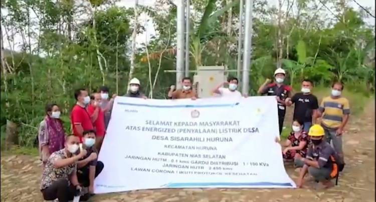 Dalam Memperingati HLN ke 76 PLN UIW Sumut Memberi Kado ke 1.103 Kepala Keluarga
