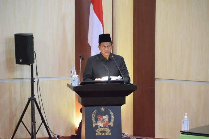 Beragendakan Penyampaian Pendapat Akhir Fraksi, FPKS Singgung Terminal Liar dan Alih Fungsi Trotoar