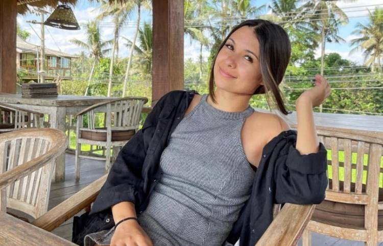 Wah! Benarkah ini Sosok Pacar Baru Stefan William?