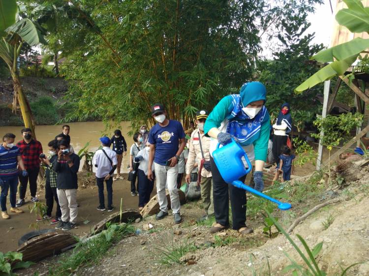 Puspa Sumut Aksi Tanam 1.700 Bibit Pohon