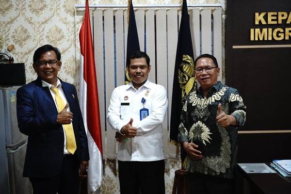 Wakil Ketua DPRD Kagumi Perubahan di Imigrasi Sibolga