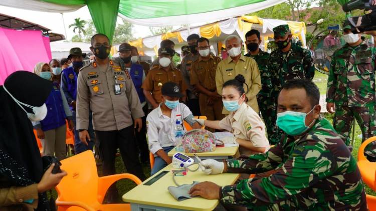 Polres Asahan Tinjau Langsung Vaksinasi Massal Presisi Akabri 90