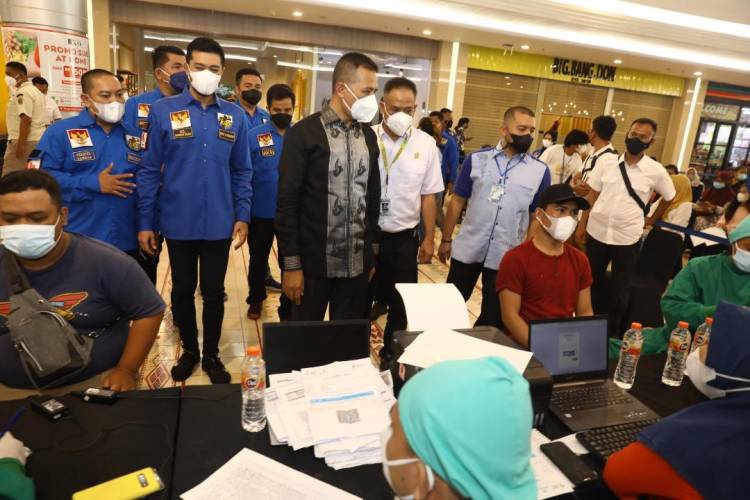 DPD KNPI Sumut Gelar Vaksinasi Massal, Wagubsu Beri Apresiasi