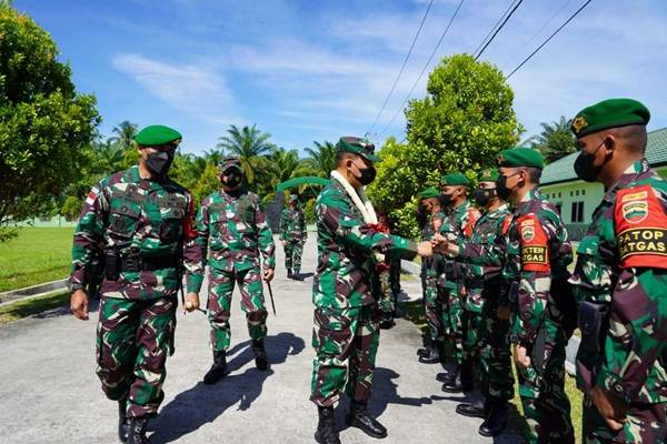 Kasdam I/BB Pimpin Pemeriksaan Kesiapan Yonif 126/KC  Untuk Pamtas RI-PNG