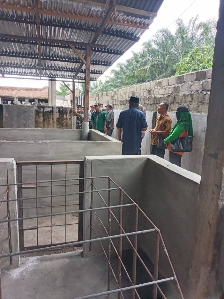 Warga Resah Adanya Ternak Berkaki 4 Di Tengah Pemukiman Warga