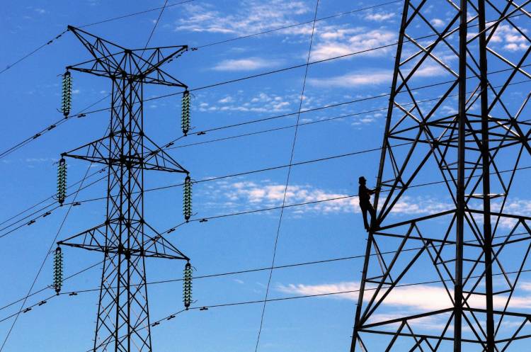 Hari Listrik Nasional ke-77, PLN Terus Berkomitmen Terangi Negeri