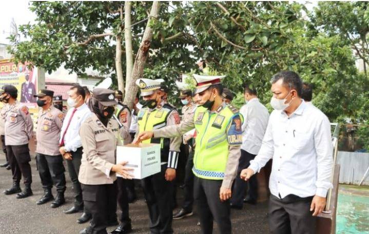 Polres Padangsidimpuan Beri Bantuan Bagi Korban Gempa Bumi Tapanuli Utara