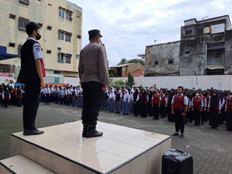 Polsek Medan Timur "Goes To School"  Imbau Pelajar SMA Tidak Terlibat Tawuran