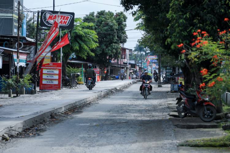 Wapesek Syukuran Jalan Karya Jaya Dibeton