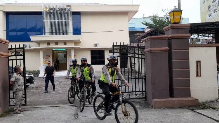 Police Bike Patrol, Kanit Samapta Polsek Medan Baru Sampaikan Himbauan Kamtibmas kepada WNA