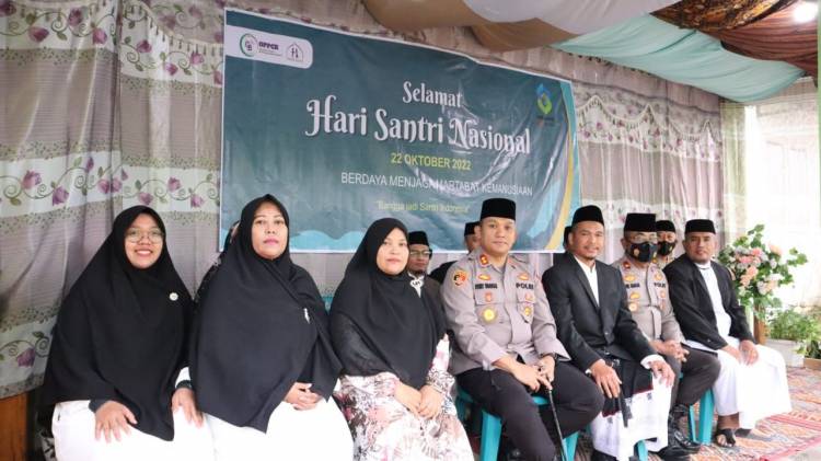 AKBP Ronny Nicolas Sidabutar Bersama Wakapolres Hadiri Kegiatan Hari Santri Nasional