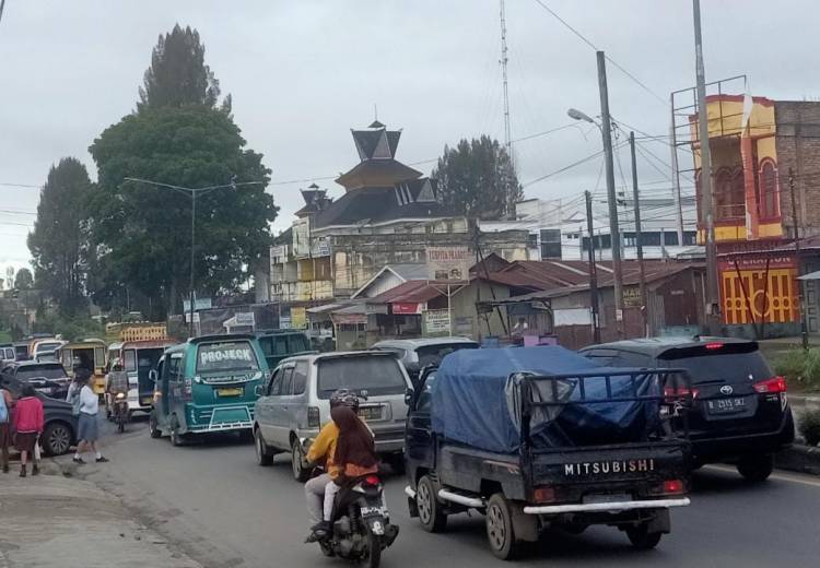 Parkir Semrawut, Kinerja Dishub Karo Mengecewakan