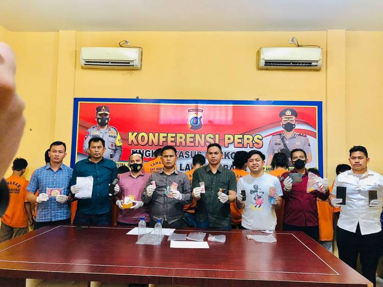 Gerebek Rumah, Personil Sat Narkoba Polres L.batu Terluka Gegara Perlawanan Keluarga Tersangka