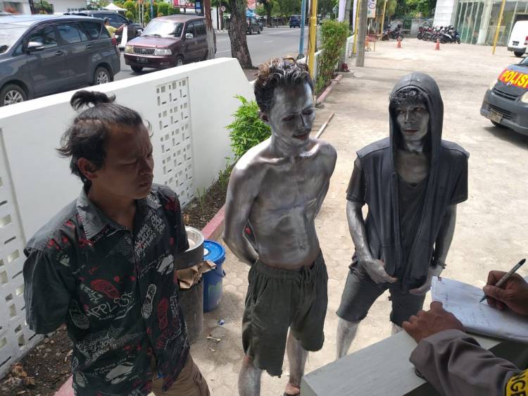 Polsek Medan Baru Amankan Tiga Pelaku Pembersih Kaca Mobil di Jalanan Resahkan Masyarakat
